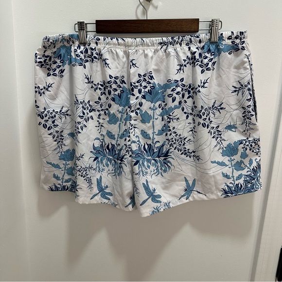 Floral Blue and White Women's Shorts - Picture 2 of 3